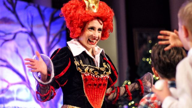 Teatr-Katarynka-Spektakl-Bałwanek-Tiko-Królowa-Fruncja-(11)