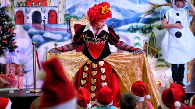 Teatr-Katarynka-Spektakl-Bałwanek-Tiko-Królowa-Fruncja- (16)