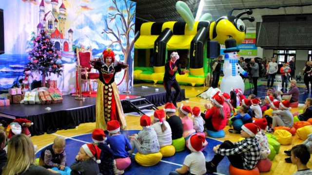 Teatr-Katarynka-Spektakl-Bałwanek-Tiko-Królowa-Fruncja- (18)