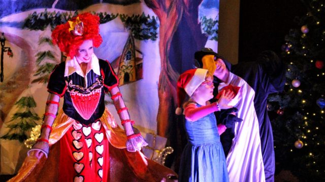 Teatr-Katarynka-Spektakl-Bałwanek-Tiko-Królowa-Fruncja-(9)