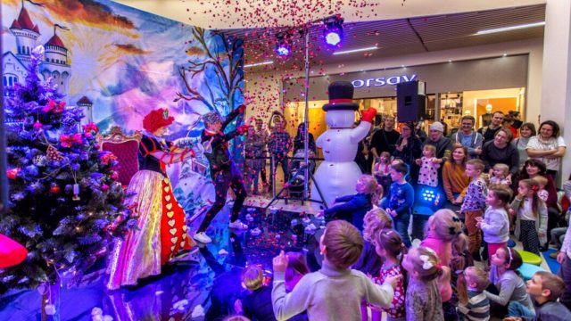 Teatr-Katarynka-Spektakl-Bałwanek-Tiko-Królowa-Fruncja-(23)