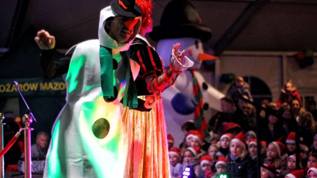 Teatr-Katarynka-Spektakl-Bałwanek-Tiko-Królowa-Fruncja-(39)