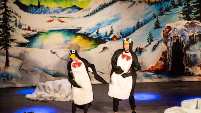 Teatr-Katarynka-Polarna-Przygoda-Spektakl-dla-dzieci_3 (1)