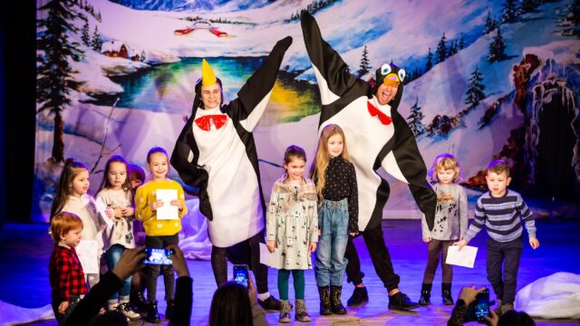 Teatr-Katarynka-Polarna-Przygoda-Spektakl-dla-dzieci_3 (8)
